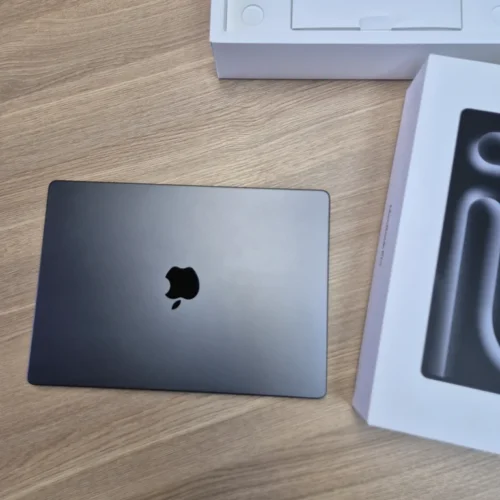 14-Inch MacBook Pro M3 Pro Chip 18GB 512GB