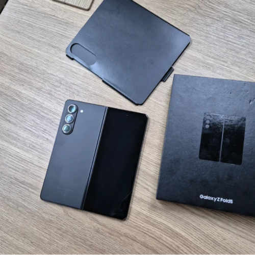Samsung Galaxy Z Fold 5