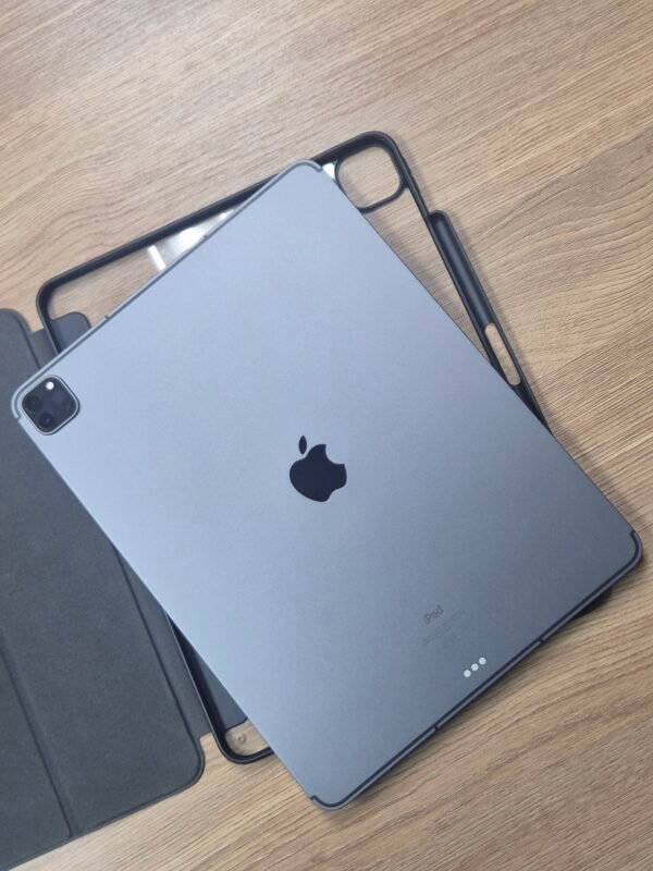 2026/04/1001074220-scaled.jpg iPad Pro 12.9-Inch 5th Gen M1 128GB Wi-Fi and Cellular (Pre-owned)