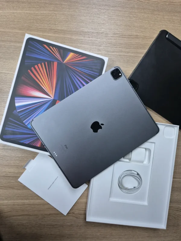 iPad Pro 12.9-Inch 5th Gen M1 Chip 128GB WiFi and Cellular