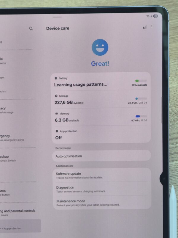 2026/05/1001111818-scaled.jpg Samsung Galaxy Tab S11 Ultra 5G with Samsung Book Cover (Pre-owned)
