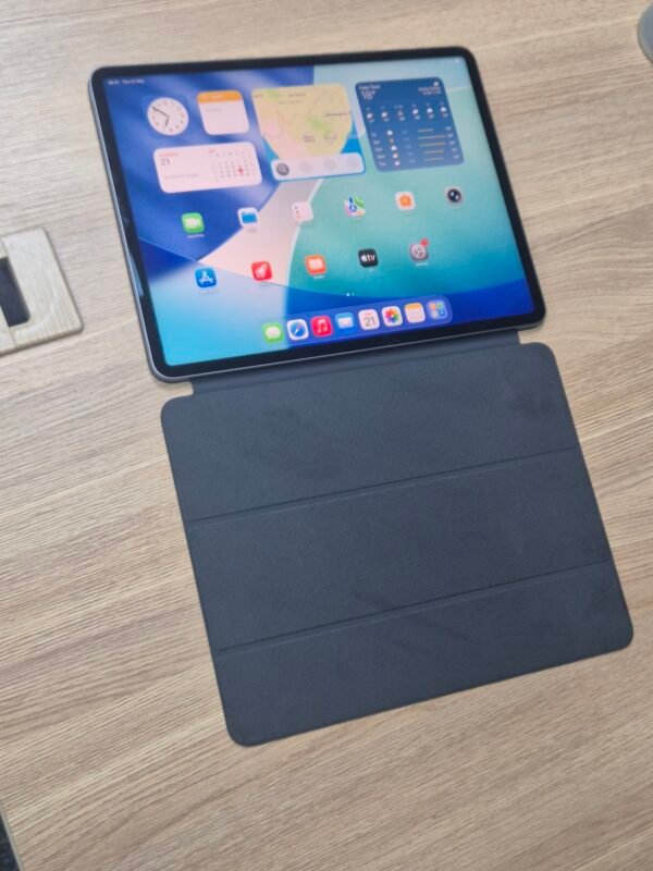 iPad Pro 12.9-Inch 5th Gen M1 256GB Wi-Fi Only  (Pre-owned)
