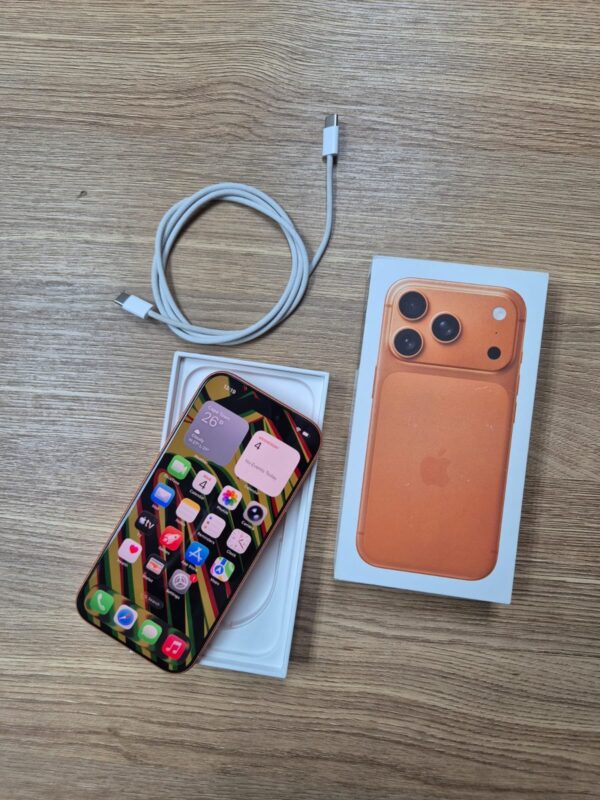iPhone 17 Pro 256GB Cosmic Orange (Pre-owned)