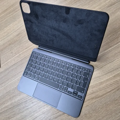 Apple Magic Keyboard for iPad Pro 11Inch M4 and M5 Chip Apple Magic Keyboard for iPad Pro 11Inch M4 and M5 Chip