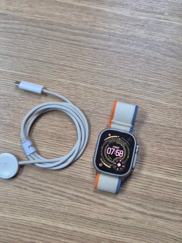 Apple Watch Ultra 2 49mm Titanium (Pre-owned)