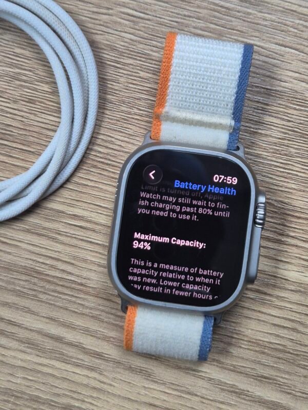 Apple Watch Ultra 2 49mm Titanium (Pre-owned)