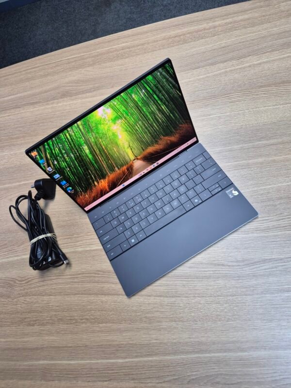 Dell XPS 13 9345 Touchscreen Snapdragon X Elite CPU  32GB RAM 1TB SSD (Pre-owned)