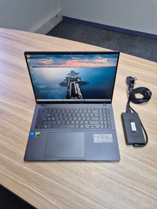 Asus V16 Gaming Laptop Intel Core 7 240H 32GB RAM 1TB RTX 5050 8GB (Pre-owned)