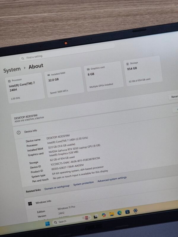 Asus V16 Gaming Laptop Intel Core 7 240H 32GB RAM 1TB RTX 5050 8GB (Pre-owned)
