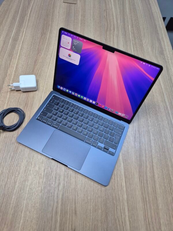 2026/07/1001207363-scaled.jpg 13-Inch MacBook Air M5 16GB RAM 512GB SSD (Pre-owned)