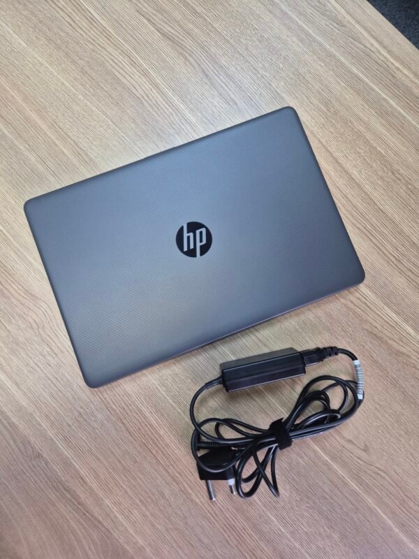 HP 250 G9 NoteBook PC (Pre-owned)