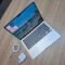 13-Inch MacBook Air M2 16GB 256GB Starlight (Pre-owned)