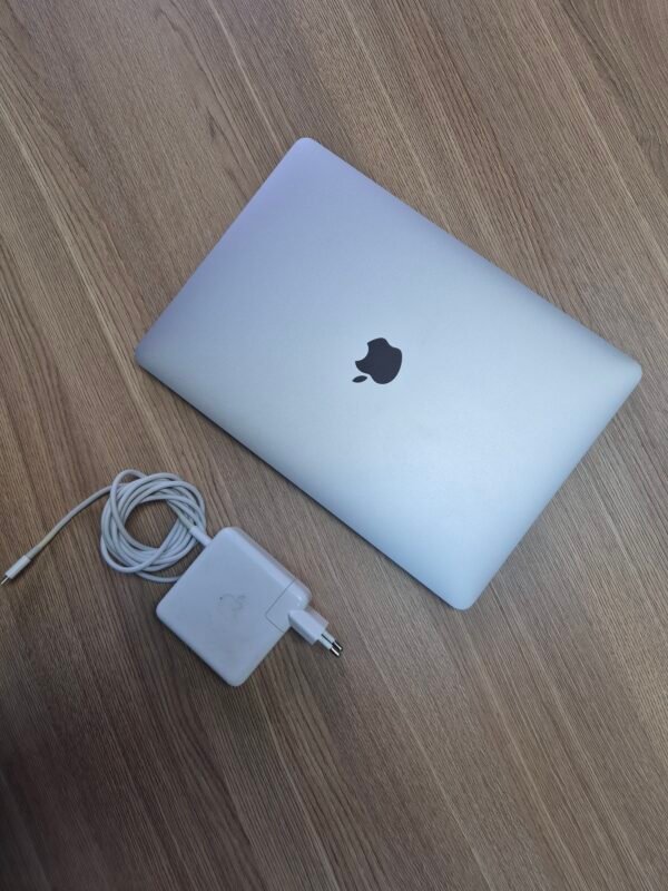 13-Inch MacBook Pro M2 Chip Touch Bar (Pre-owned)