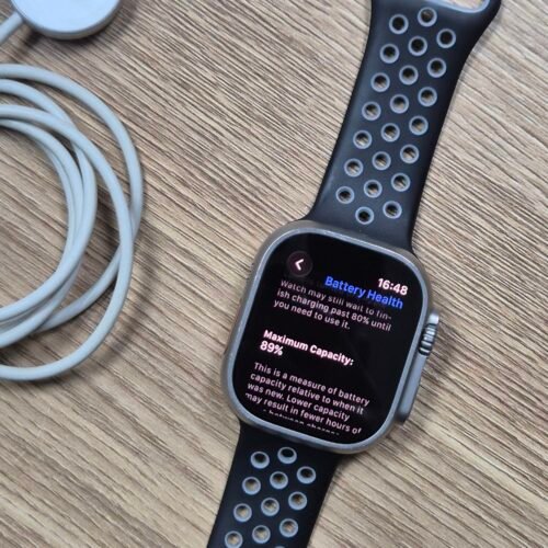 Apple Watch Ultra 49mm Titanium (Pre-owned)