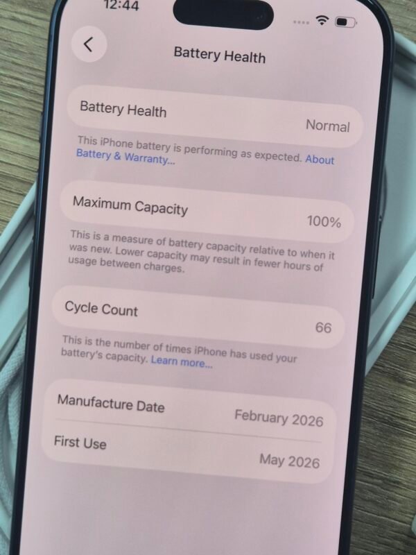 iPhone 17 Pro 256GB Deep Blue (Pre-owned)