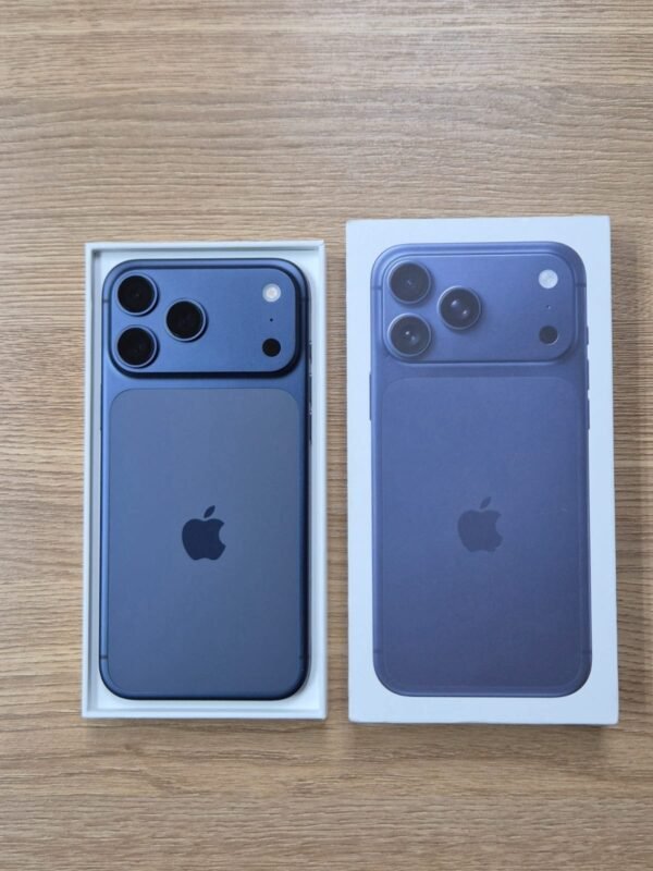 iPhone 17 Pro 256GB Deep Blue (Pre-owned)