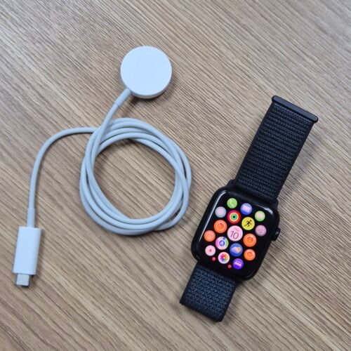 Apple Watch SE 2nd Gen 44mm GPS (Pre-owned)