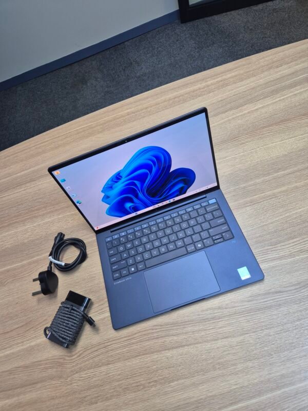 2026/09/1001337496-scaled.jpg HP EliteBook Ultra G1i 14inch Touchscreen AI Laptop / Core Ultra 7 268V 32GB RAM 512GB SSD (NEW)