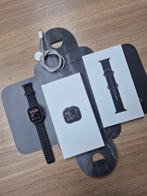 Apple Watch Ultra 2 49mm Black Titanium (PRE-OWNED)