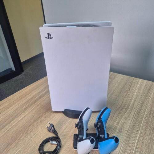 PlayStation 5 Disk Edition with Two Controllers (PRE-OWNED)